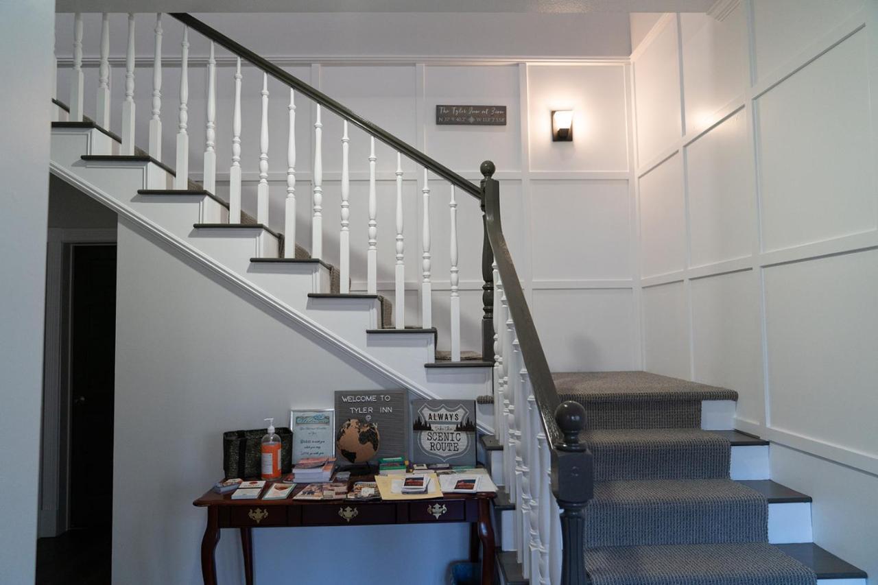Tyler Inn At Zion Rockville 外观 照片
